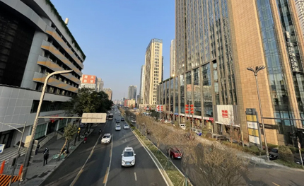 超1200根智慧路燈！ 華體科技“多桿合一”智慧路燈即將為成都一環(huán)路增光